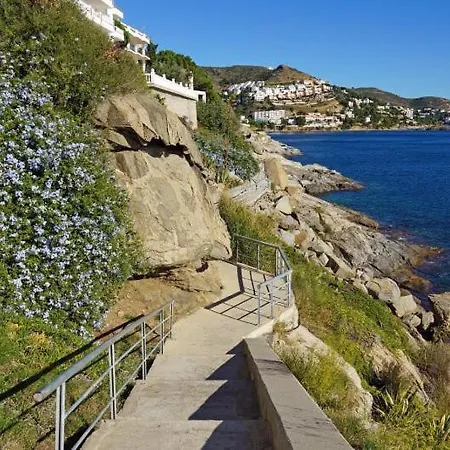 Rescator 108 Üdülőközpont *